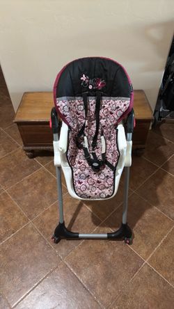 Babytrend brand Baby high chair