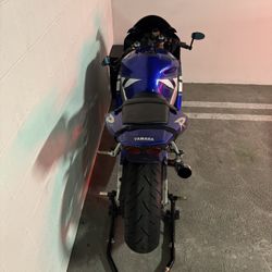 2001 Yamaha R1