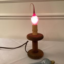 Vintage Wooden lamp with 2 decorative silicone bulbs (pink,& blue) lamp 6”T x & w/bulb 9”T - toggle switch