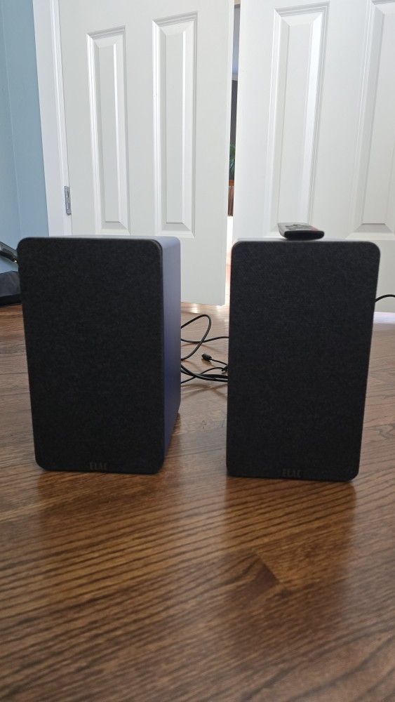 Elac Debut Connex DCB41