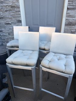Outdoor Bar Stools