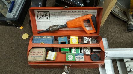 Remington 480 Power Driver With Case and Studs