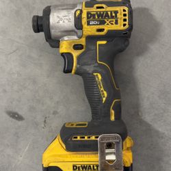 20V MAX Cordless Brushless Compact 1/4 in. Impact Driver With Battery 20v