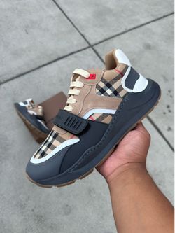 Burberry’s size 10.5