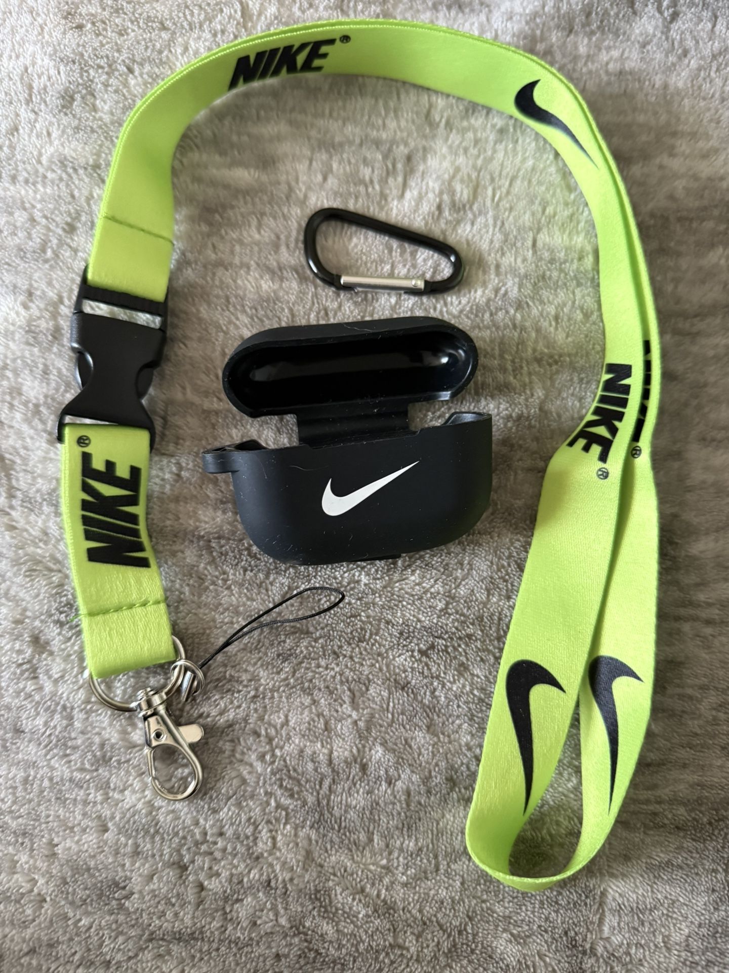 New AirPods Pro Case & Lanyard
