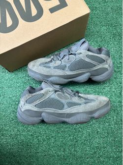 YEEZY 500 GRANITE SIZE 10.5