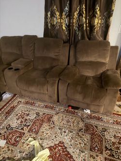 Very nice couch I want to sell because I m moving