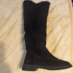 UGG BOOTs 👢