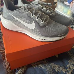 New Nike Shoes 