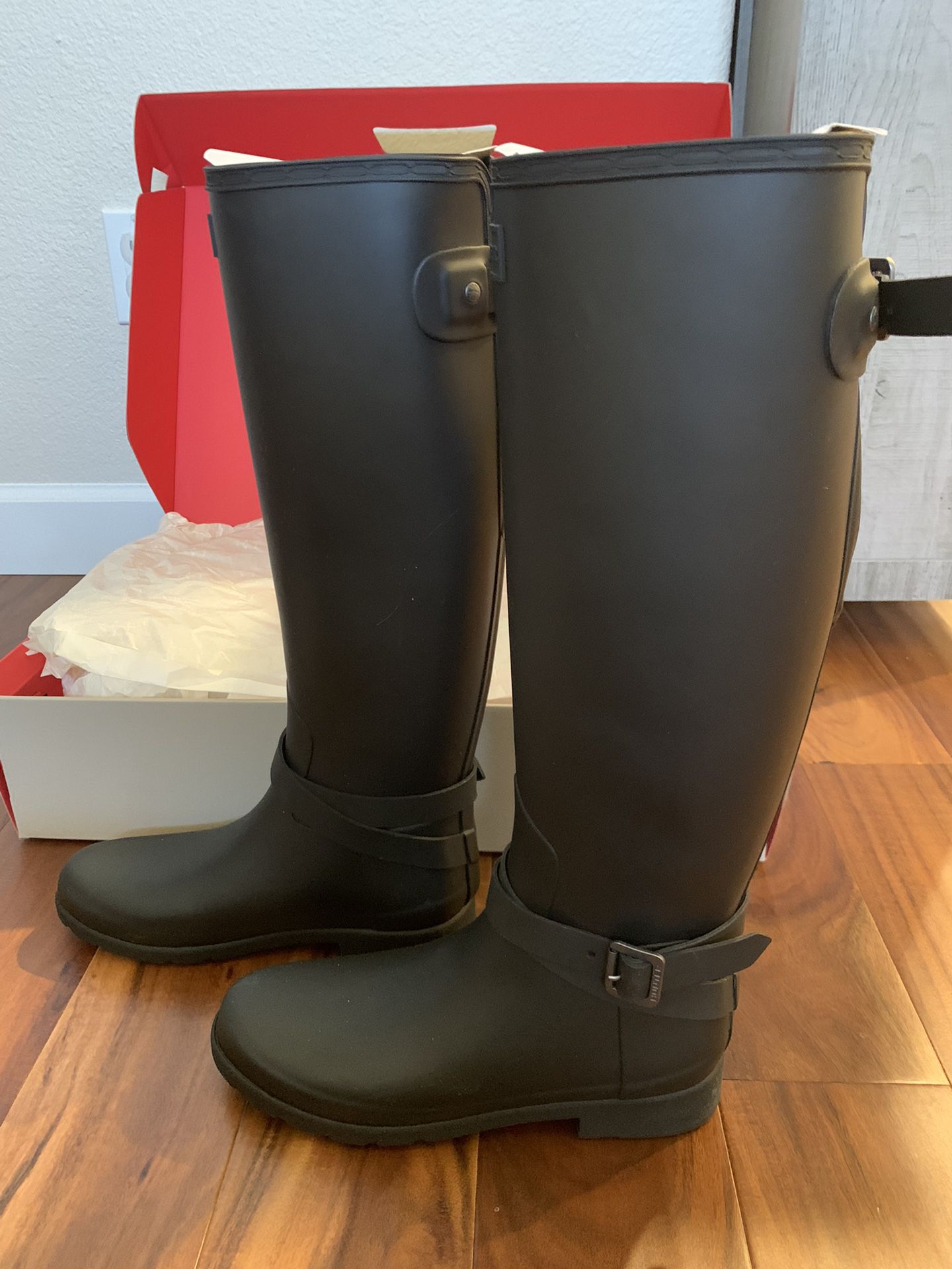 Hunter Rain Boots - Size 8