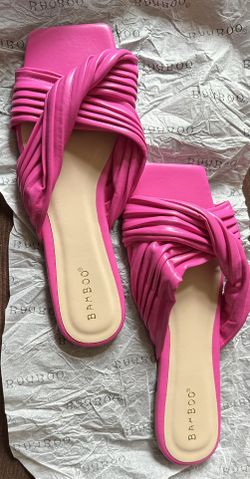 New pink Slides Size 9