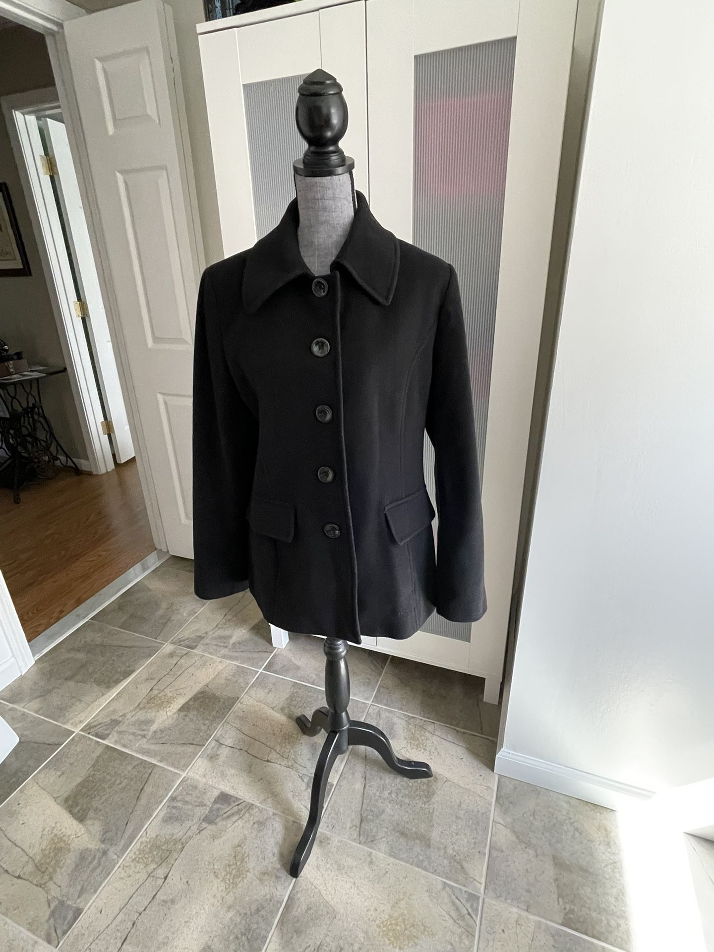 Women’s BLACK Peacoat Winter Dress Coat — SIZE Large 