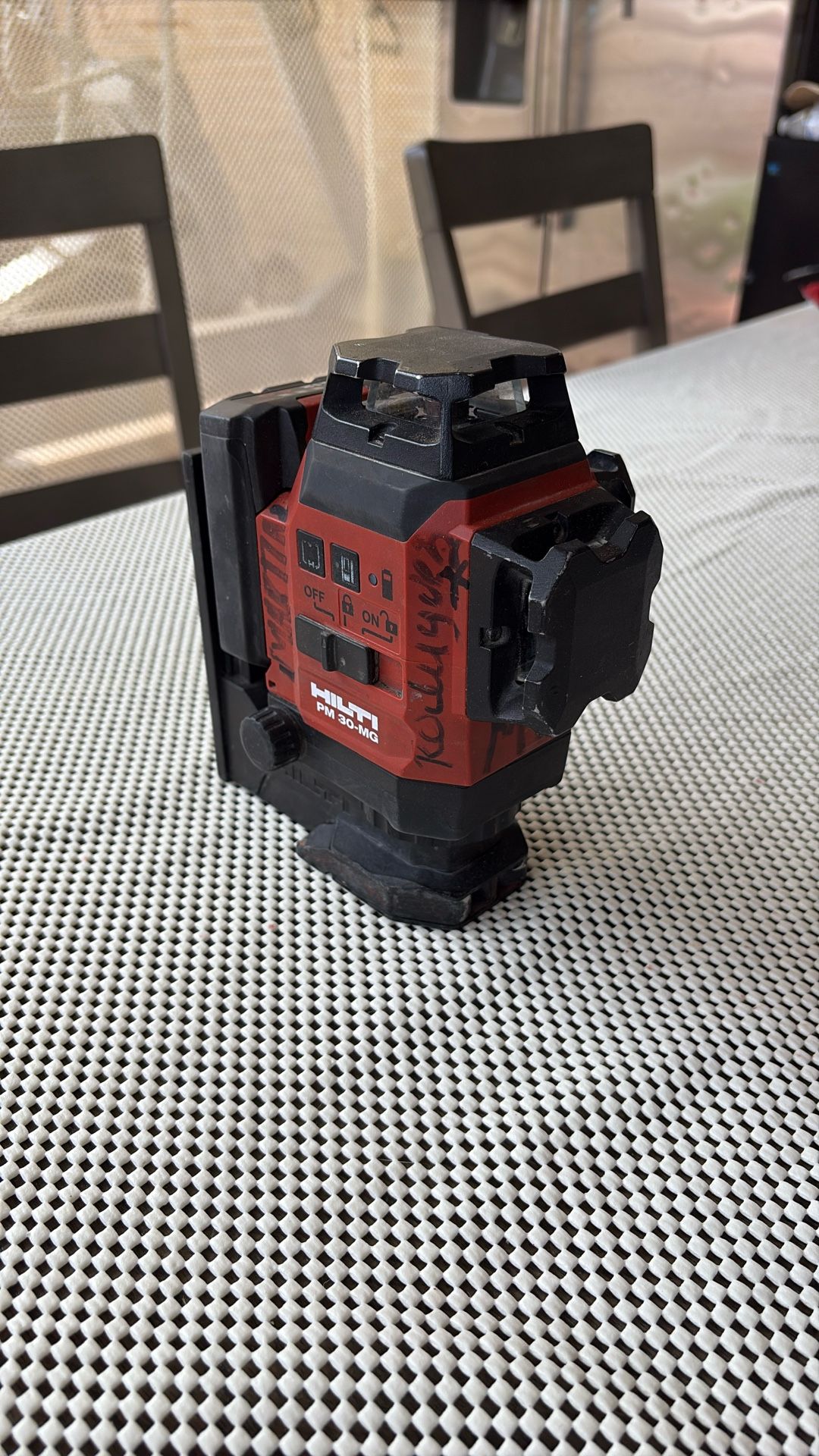 Hilti Lacer