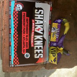 Shaky knees Wristbands