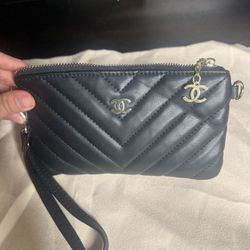 Chanel Chevron Zippy Wallet
