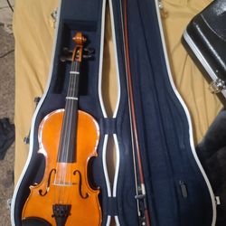 Yamaha Violin 4/4