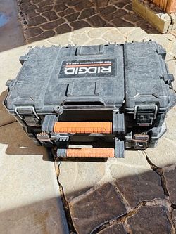 Rigid tool boxes