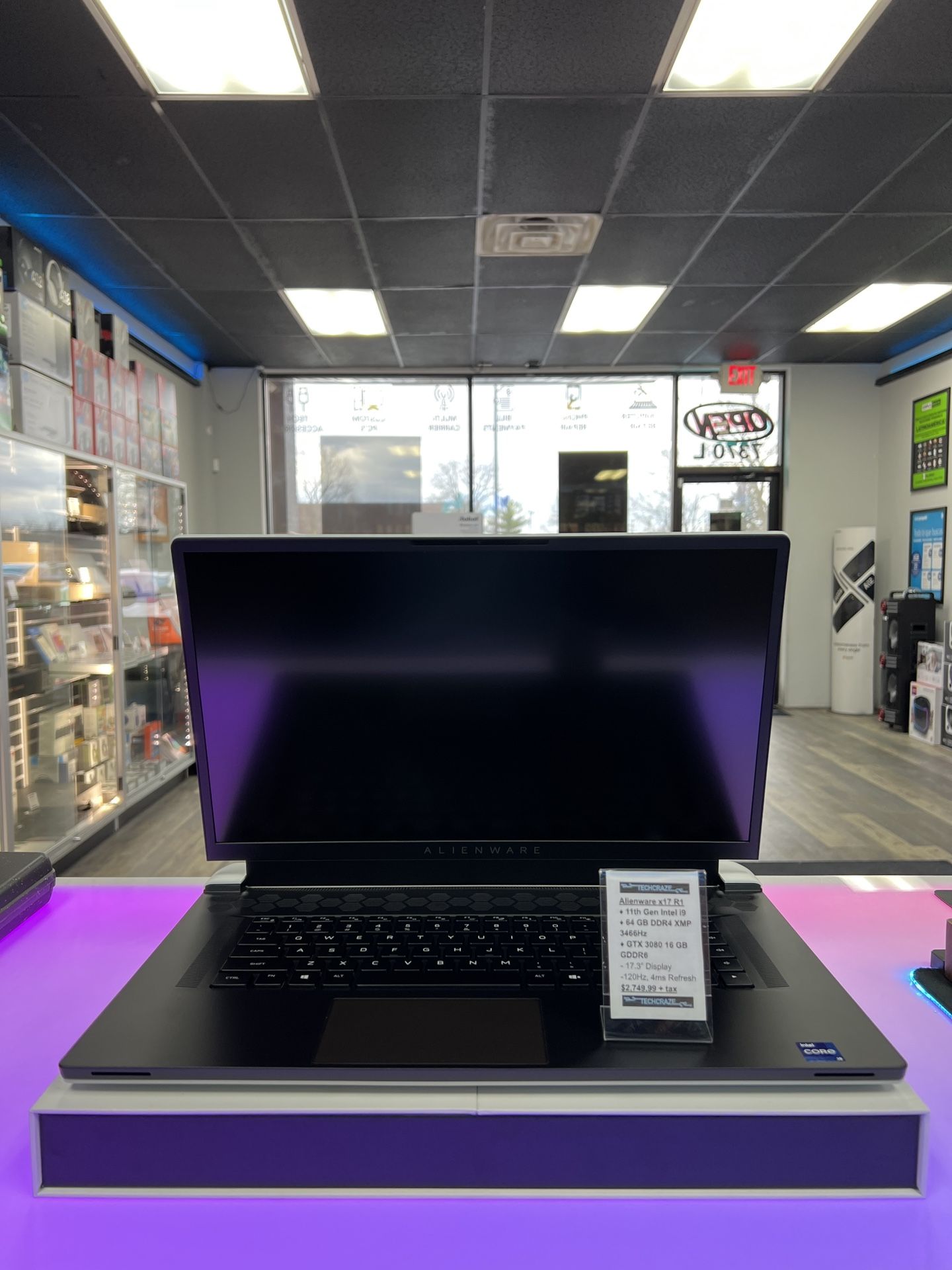 Alienware x17 R1 Gaming Laptop - 17.3’ - 11th Gen Intel i9 64 GB DDR4 XMP 3466Hz RAM RTX 3080 16 GB GDDR6 120 Hz 4ms Refresh Rate - **BRAND NEW**
