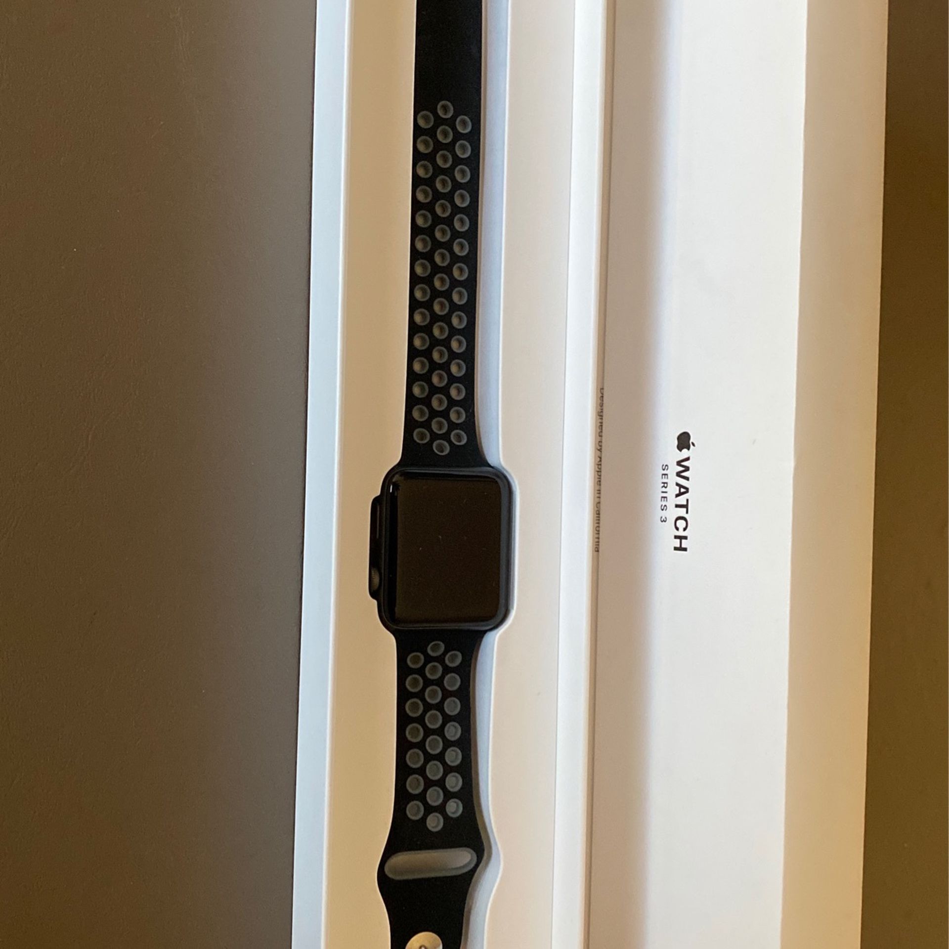Apple 🍎 Watch Series 3 42 Mm