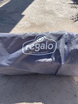 Regalo My Chair 2-in-1 Portable Travel Seat