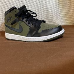 Air Jordan 1 Good Condition/size9.5