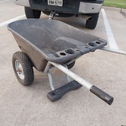 MAJIK 2 Wheel 550lbs Wheelbarrow. 30 for Sale in Richardson TX