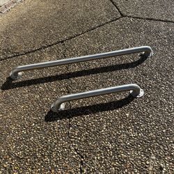BATH TUB GRAB BARS