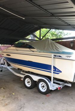 1986 SeaRey Cabin very good condition