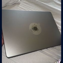 14-inch MacBook Pro M3 (2023)
