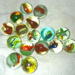 16 Swirled 1" Marbles 