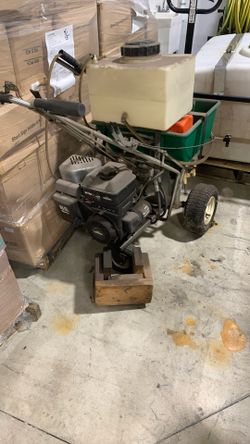 Pusher With Weeds Sprayers