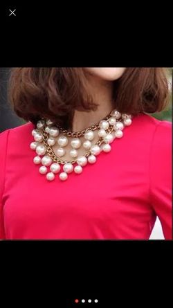 Double stranded pearl gold necklace
