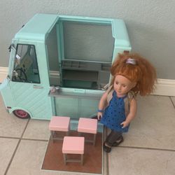 Ice Truck Whit Chairs Toys / Carrito De Nieve Con Sillas 