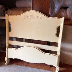 Vintage Twin Headboard And Footboard