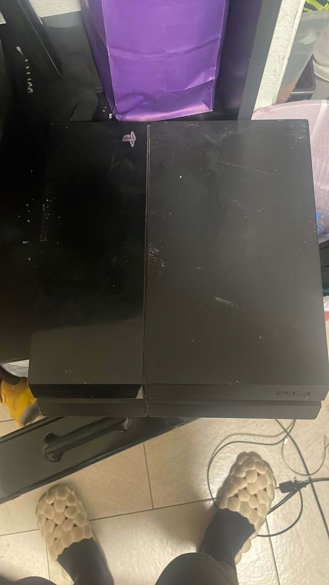 PS4
