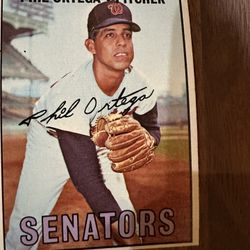 Phil Ortega - 1967 MLB Trading Card 