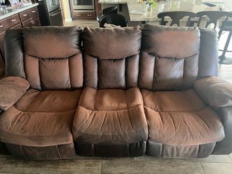 3 seat couch - outside 2 manual recliners