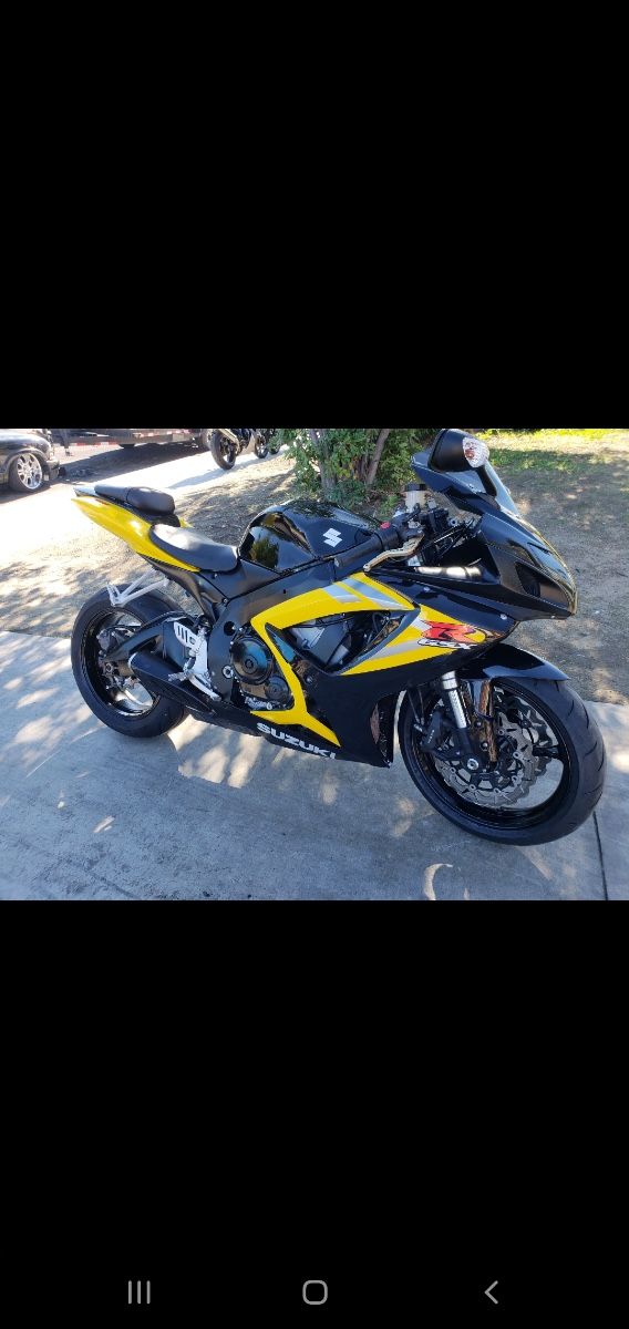 2006 gsxr 750 Clean Title Firm