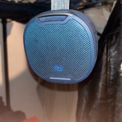 Braven Bluetooth Speaker (Barely Used, Like New!)
