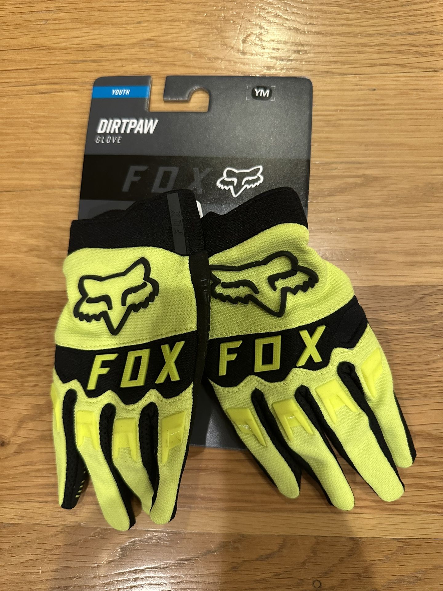 Fox Mountain Biking Gloves Youth Medium New Never Used