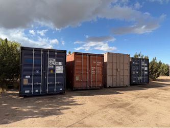 Storage shipping containers local yard located In Hesperia