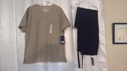 CHEROKEE BRAND NEW MEN SCRUBS