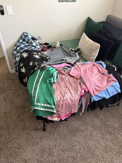 Men’s Shirts Size Medium