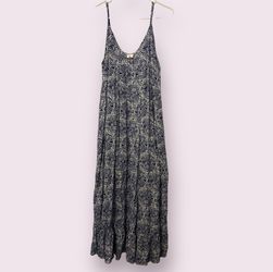 Women’s Xl Flowy Dress 