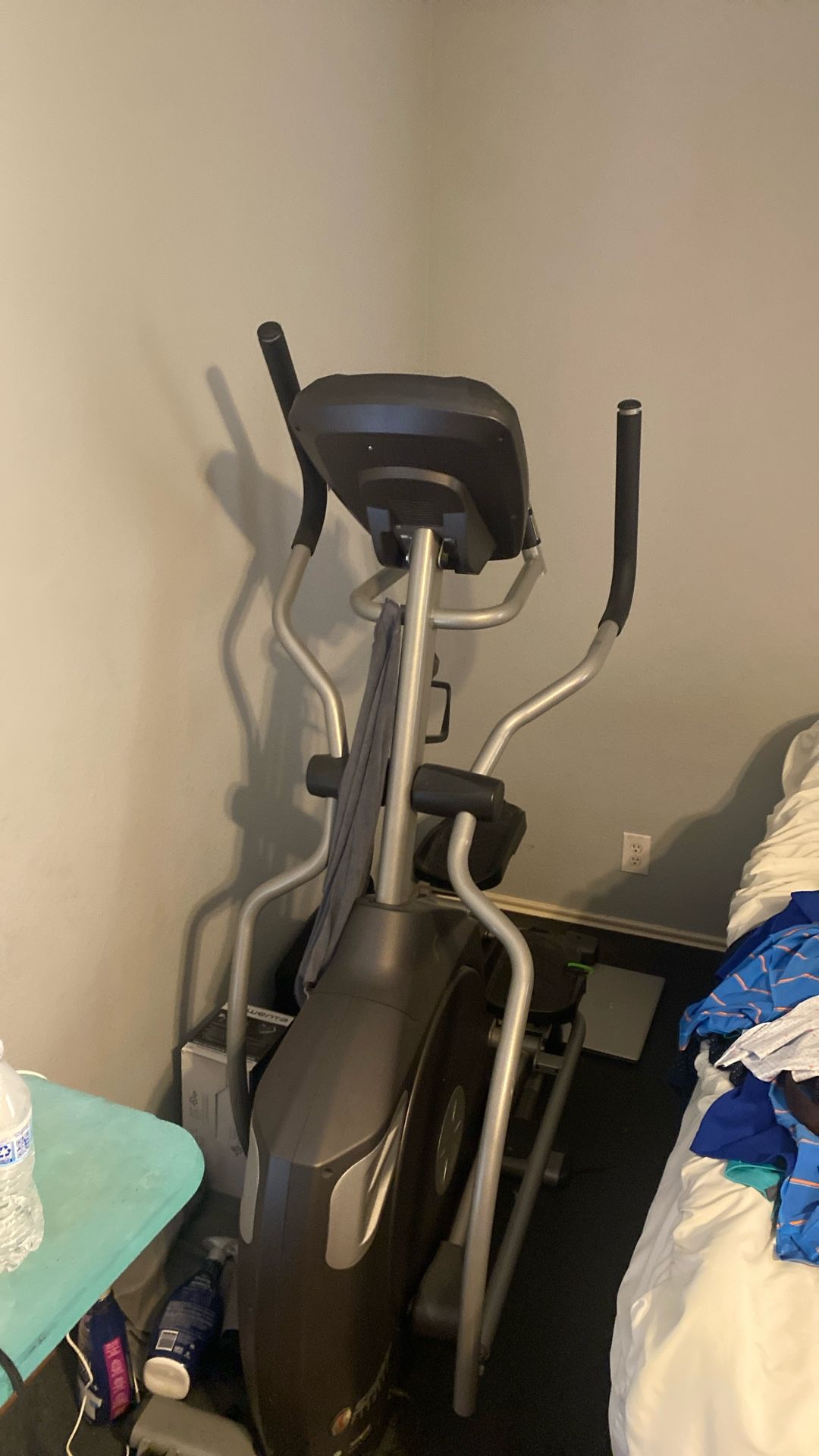 Elliptical For Sale $150. Bought for $1300 Retail