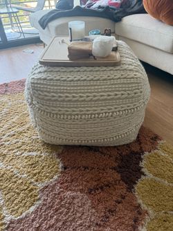 Pouf Ottoman