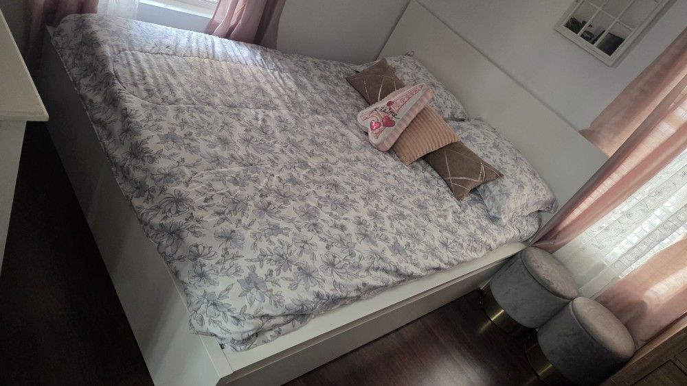 Queen Bed Frame With Bottom Drawers