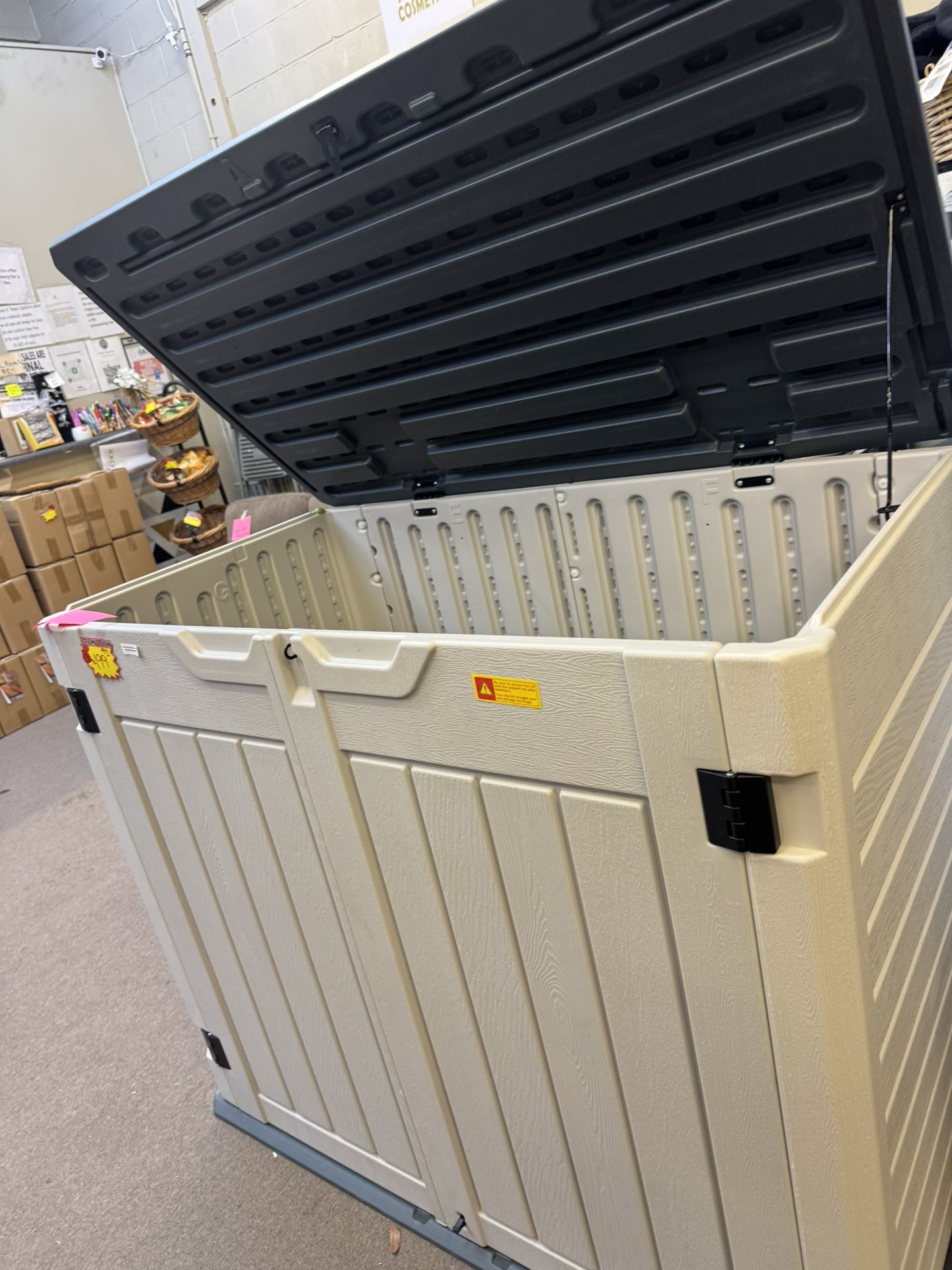 Outdoor Storage Box 