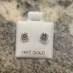 Flawless Diamond Earrings 