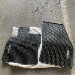VW Tiguan Black Rubber Front Floor Mats
